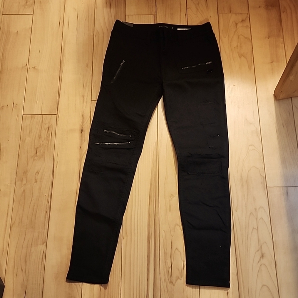Super skinny pants